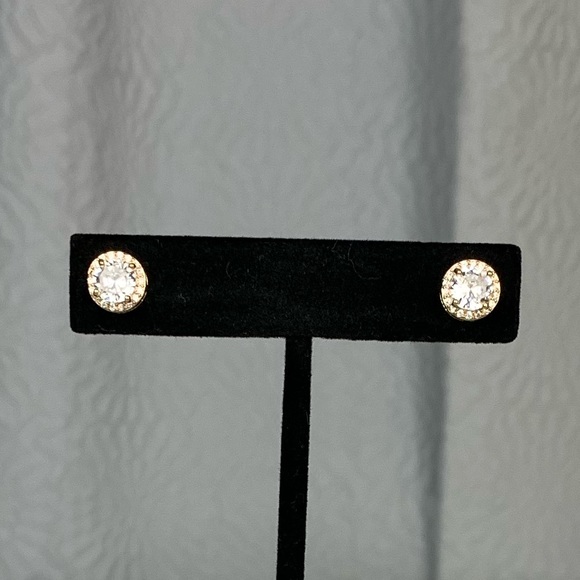 3/$10 Round & Square CZ Stud Earrings Various Colors - Picture 6 of 7
